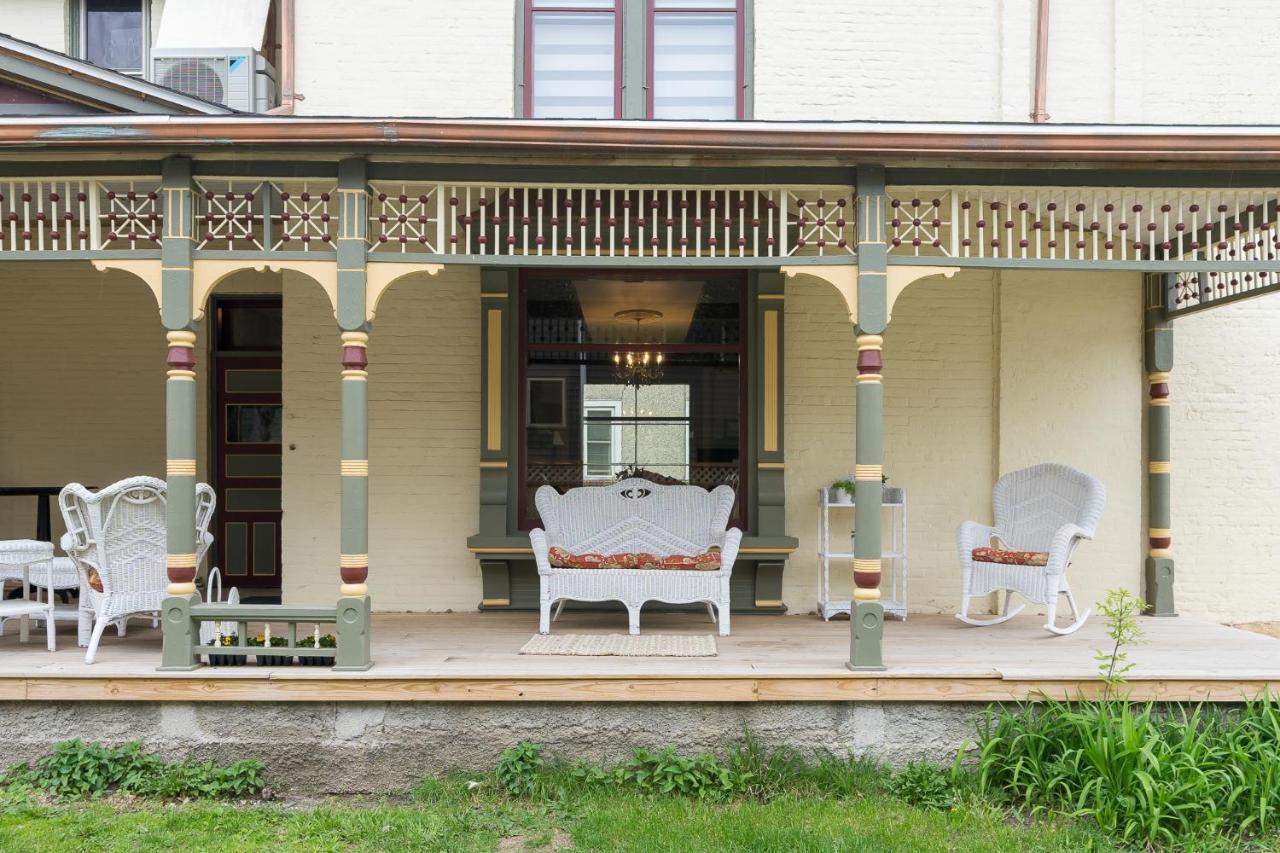 Moulin Rouge House Bed And Breakfast Mankato Zewnętrze zdjęcie